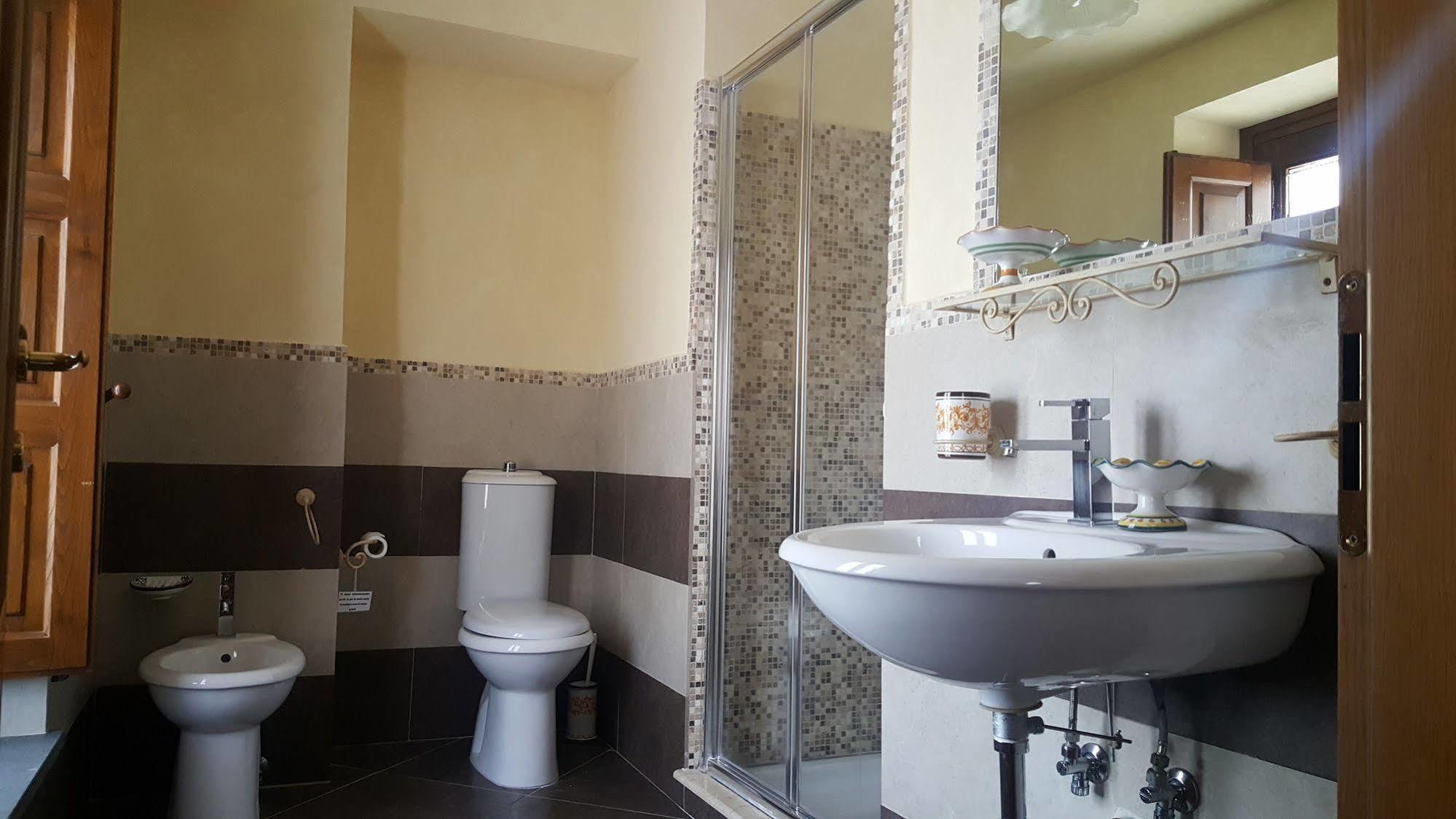 Antico Borgo Petralia Guest House Zafferana Etnea Ngoại thất bức ảnh