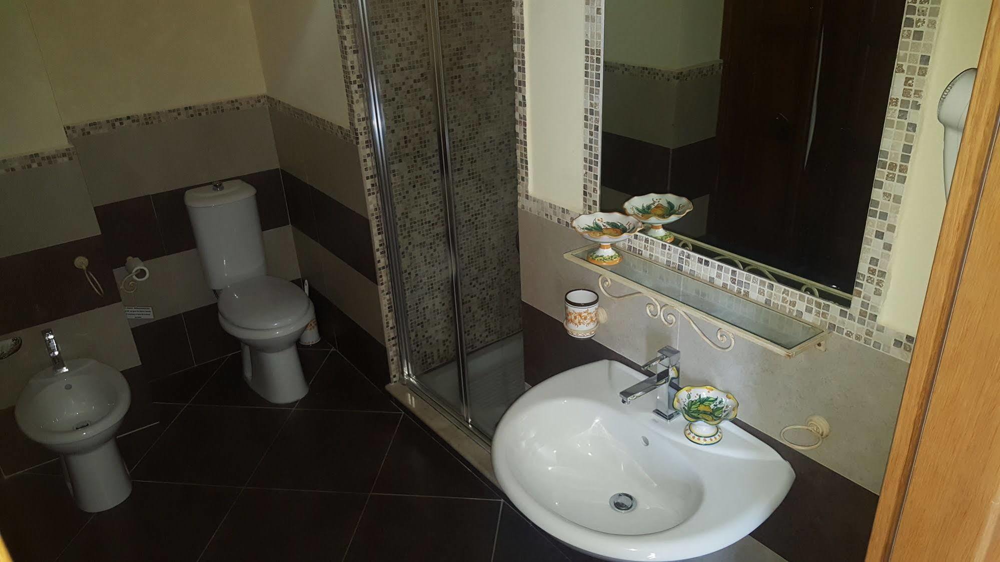 Antico Borgo Petralia Guest House Zafferana Etnea Ngoại thất bức ảnh